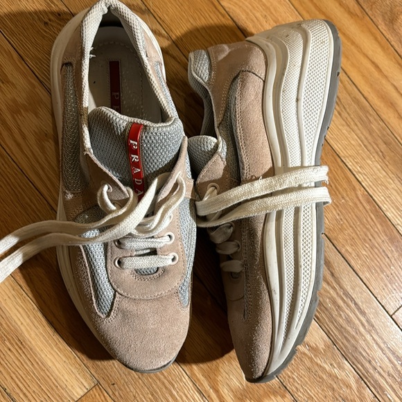 Prada sneakers size 37 1/2 - Picture 4 of 8